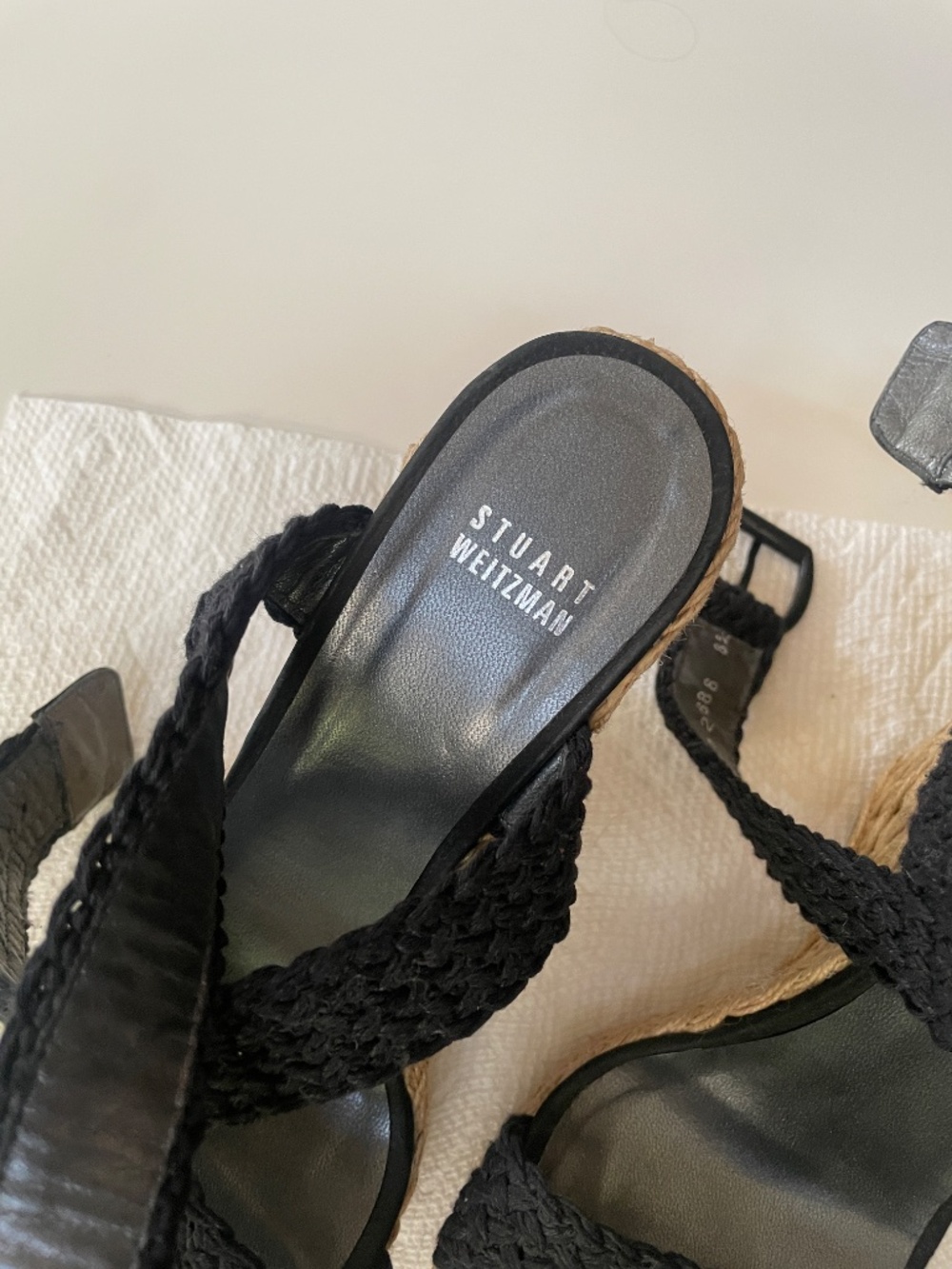 Stuart Weitzman Alexlo Crochet braided Black Wedge Sandals size 8.5 - Picture 9 of 11